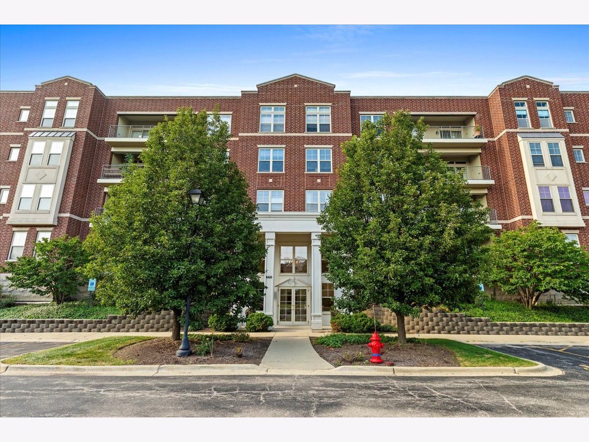  Sold Wheeling Illinois, 660 Prestwick