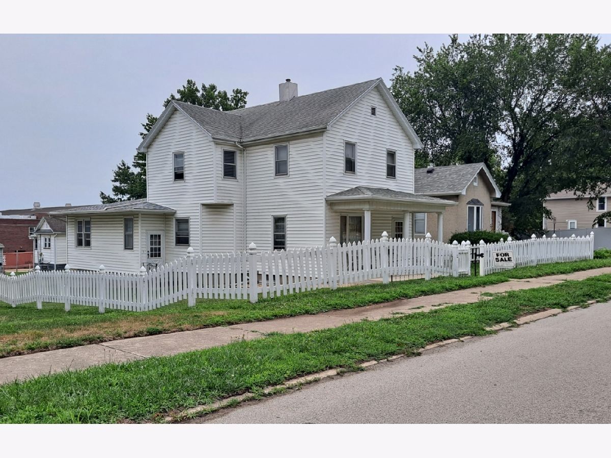  For Sale Lasalle Illinois, 12 7th Street