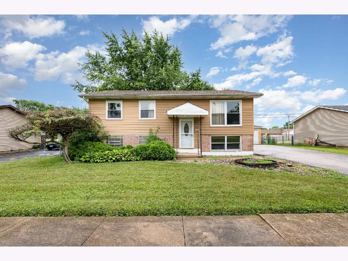  Sold Hazel Crest Illinois, 3711 Wellington