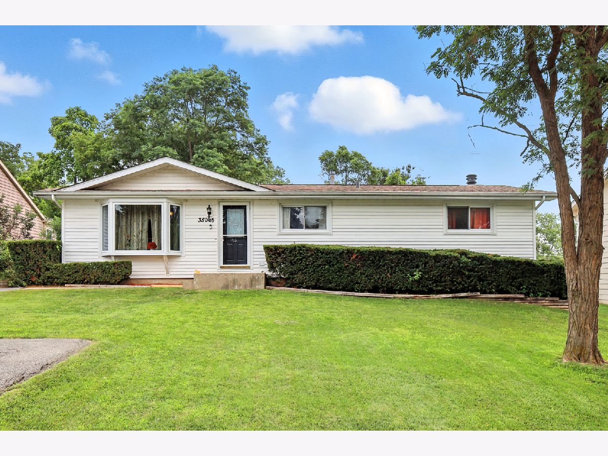 Homes For Sale Hilldale Manor Ingleside Illinois, 35065 Hilldale Drive