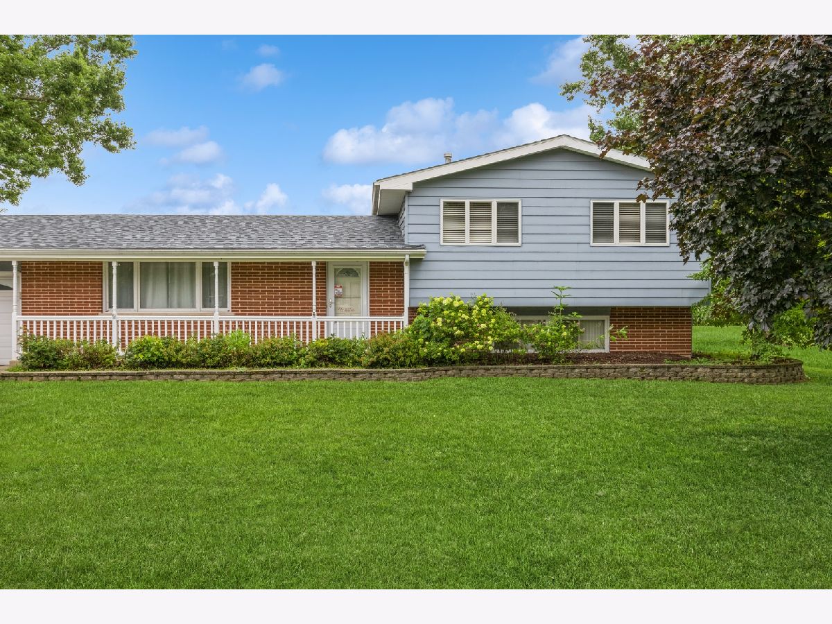  For Sale Union Illinois, 6112 Elm Street