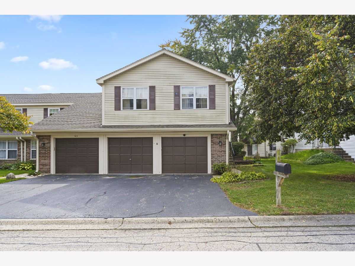  For Sale Cary Illinois, 67 Willow Circle