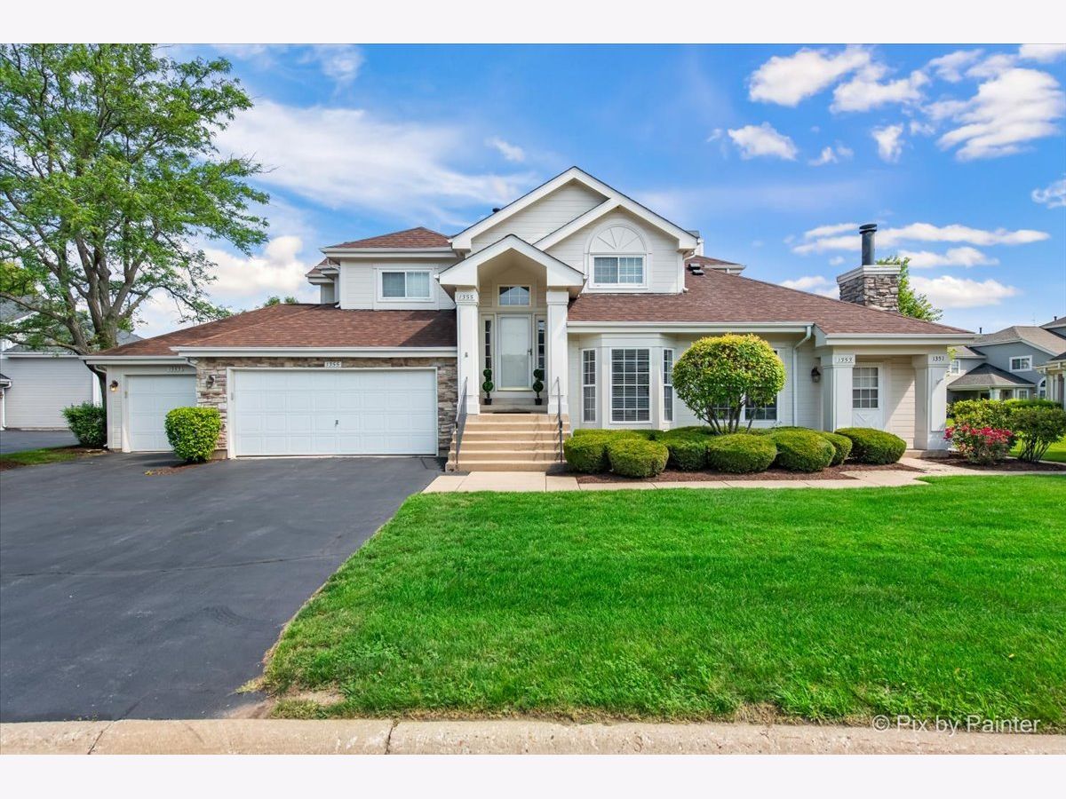 Townhomes & Condos For Sale Georgetown Batavia Illinois, 1355 Georgetown Drive