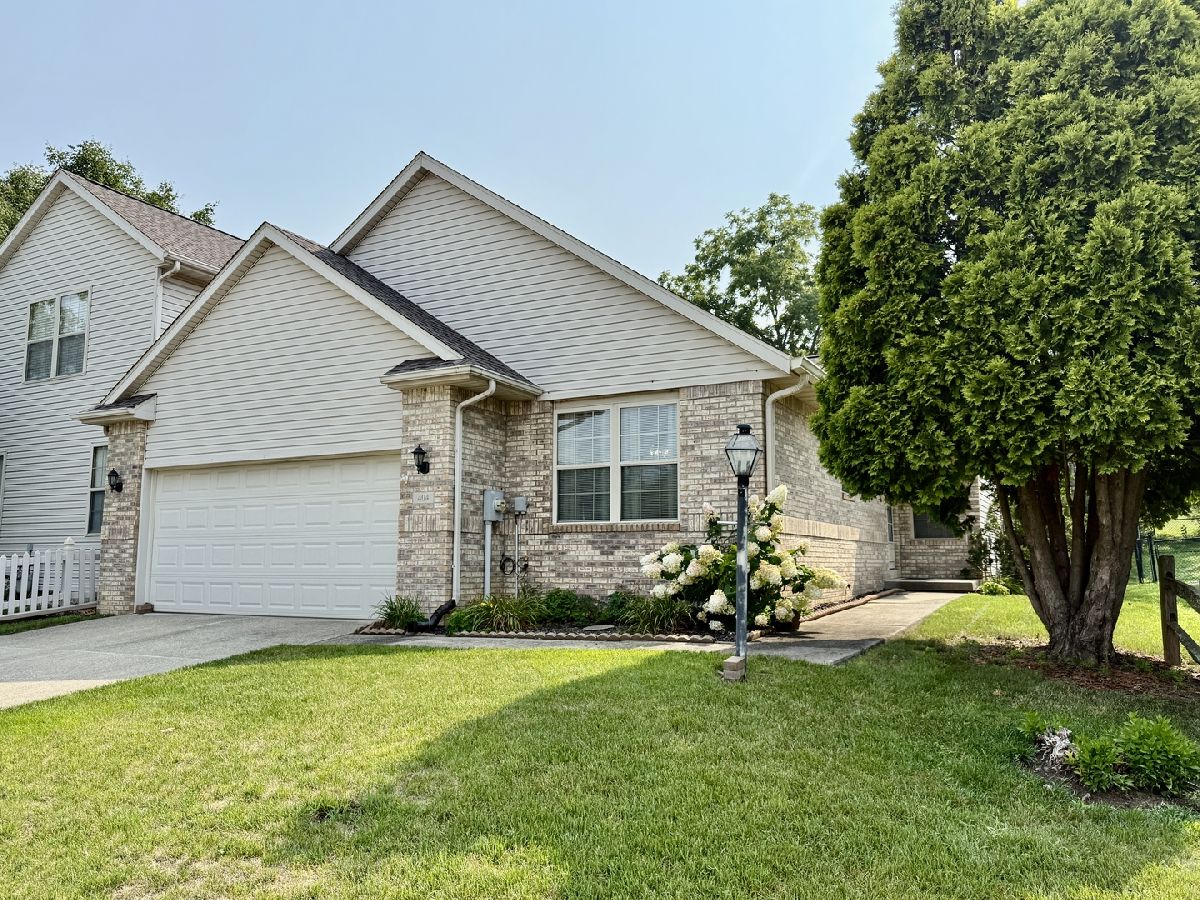  For Sale Mahomet Illinois, 404 S Windwood Lane