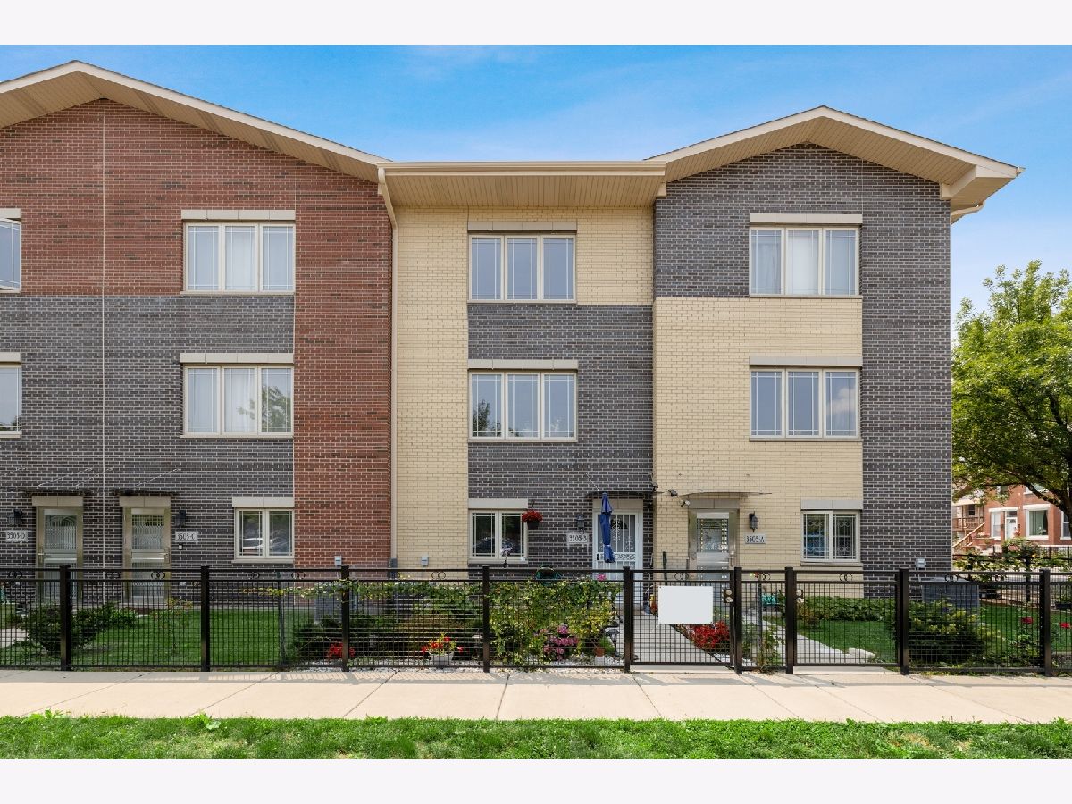  Rented Chicago Illinois, 3505 Parnell