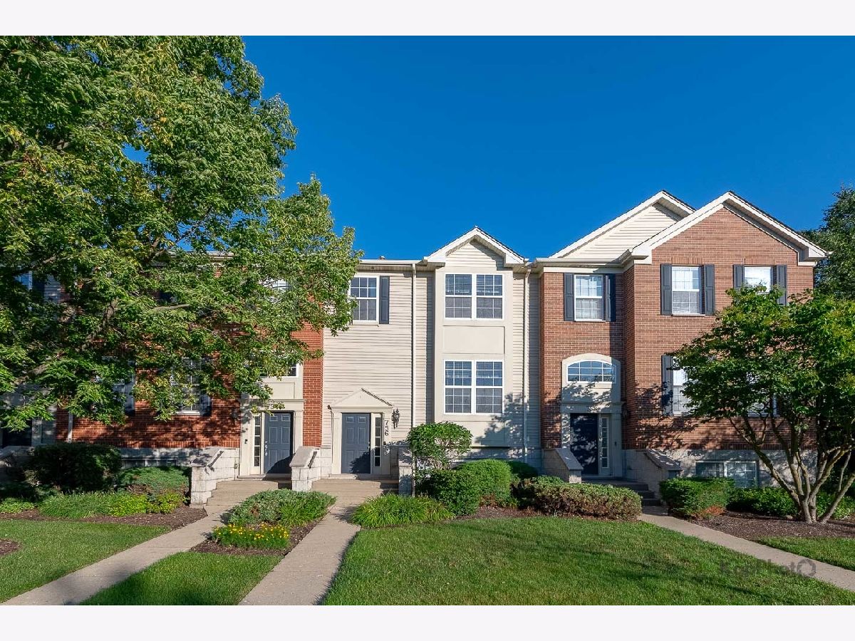  Sold Bartlett Illinois, 756 Lambert