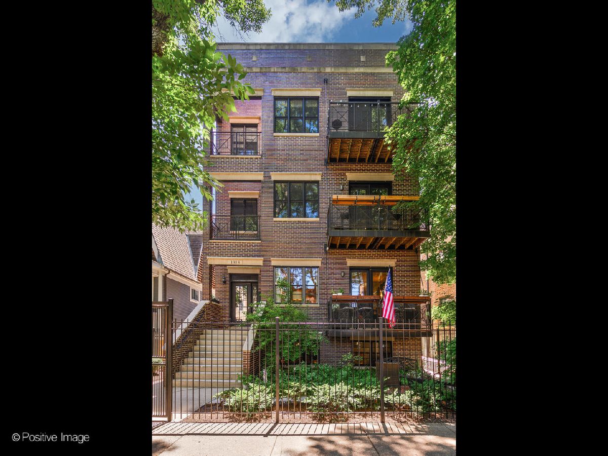  Sold Chicago Illinois, 1313 Carmen