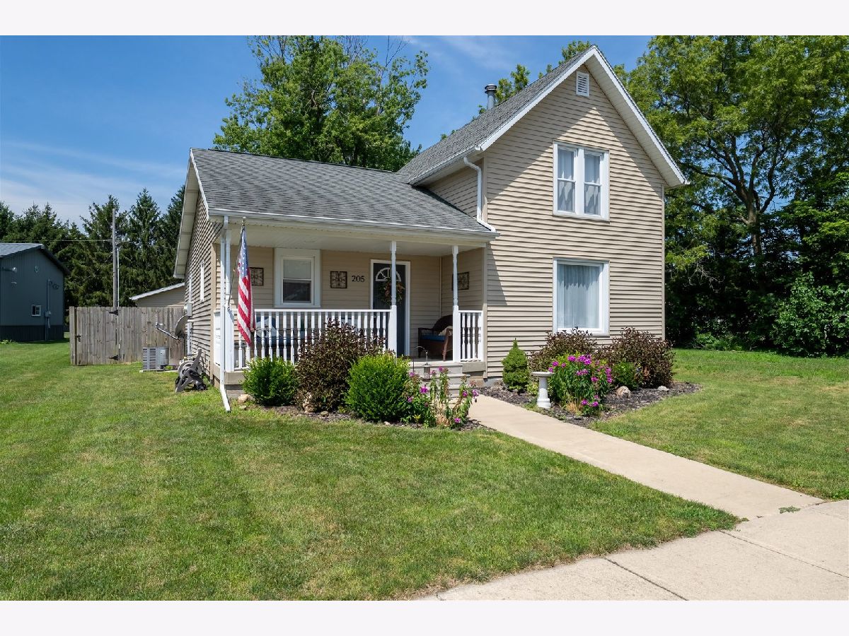  Sold Flanagan Illinois, 205 Jefferson