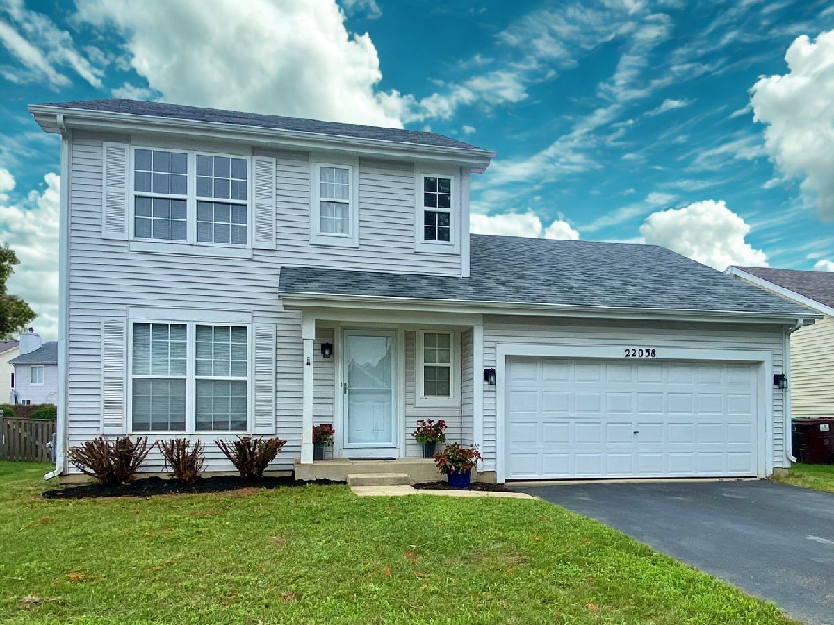 Homes & Townhomes Sold Lakewood Falls Plainfield Illinois, 22038 Miller