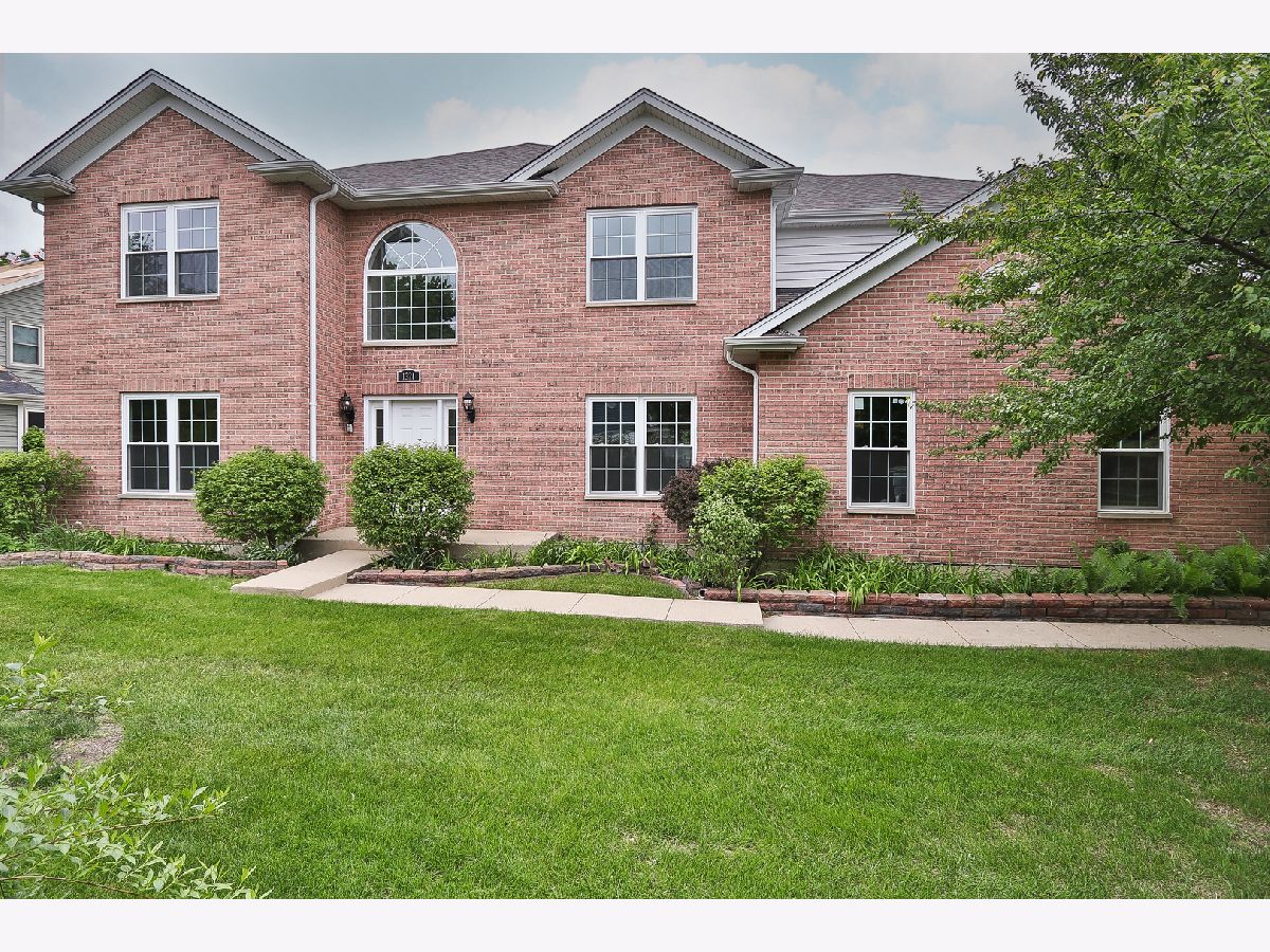 Homes For Sale Glen Oaks Algonquin Illinois, 1321 Ivy Lane