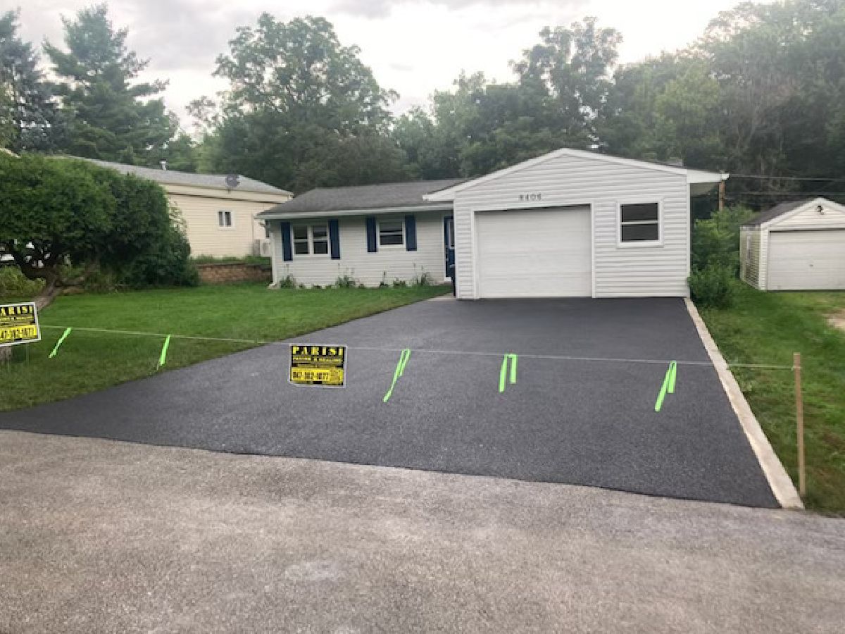  Rented Cary Illinois, 8406 Russell