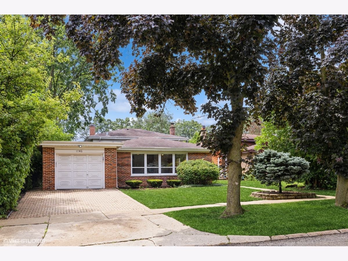  Rented Highland Park Illinois, 1782 Richfield