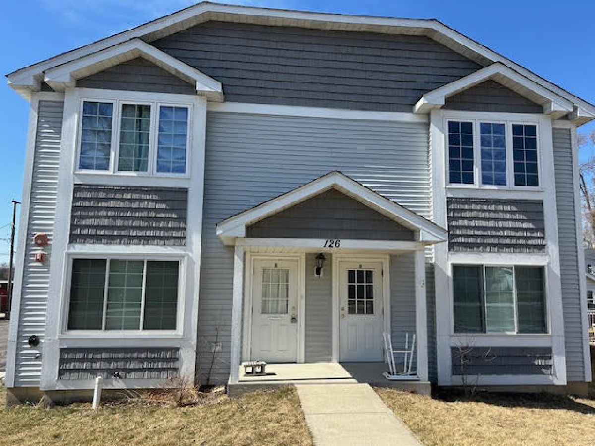  Rented Ingleside Illinois, 126 Washington