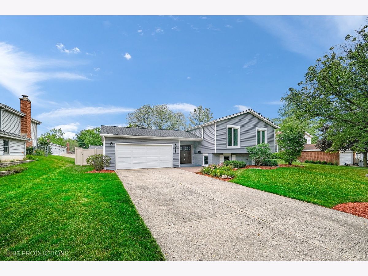  For Rent Darien Illinois, 917 Ironwood