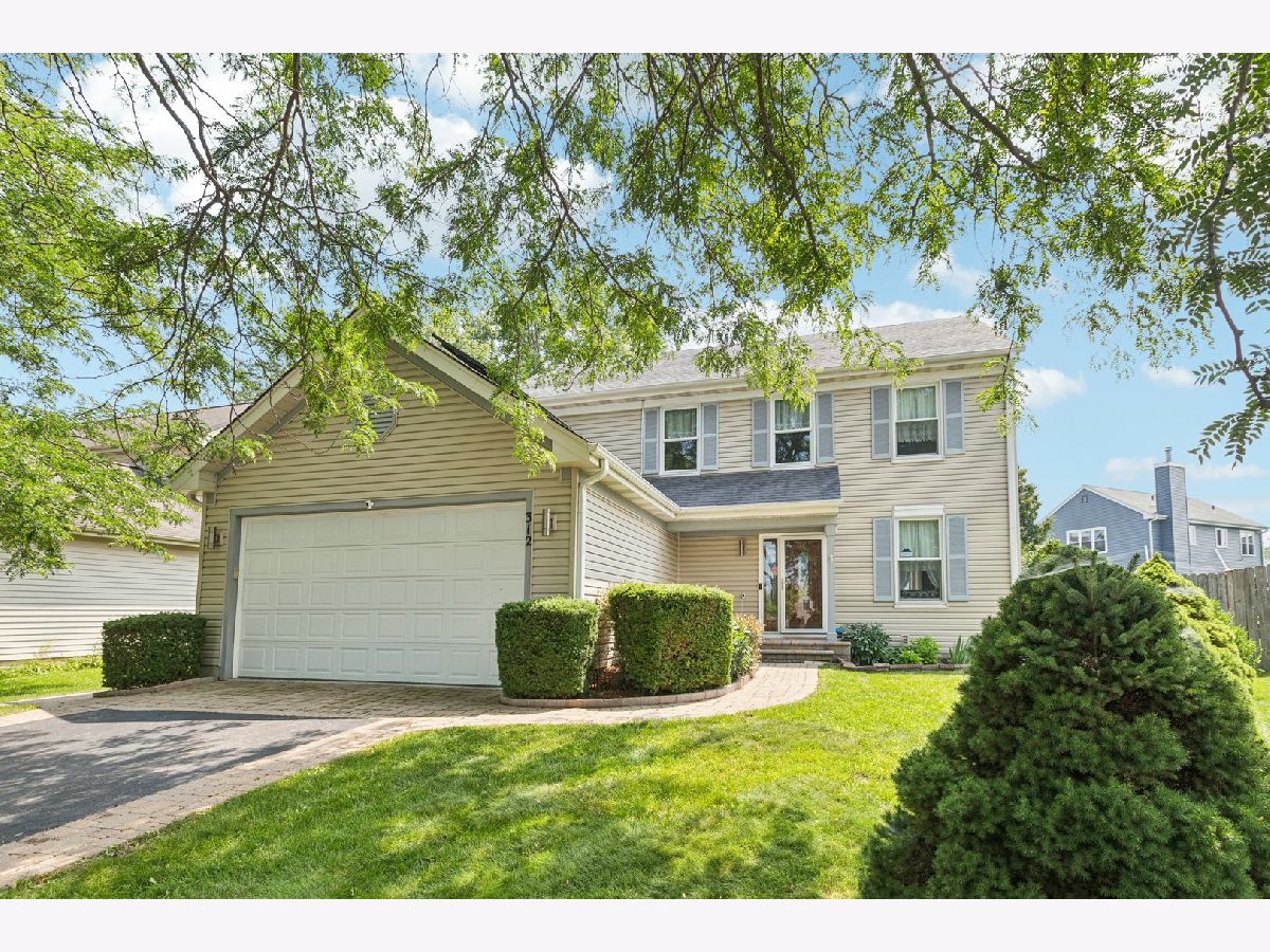 Homes For Sale Bright Meadows Round Lake Illinois, 312 Shagbark Court