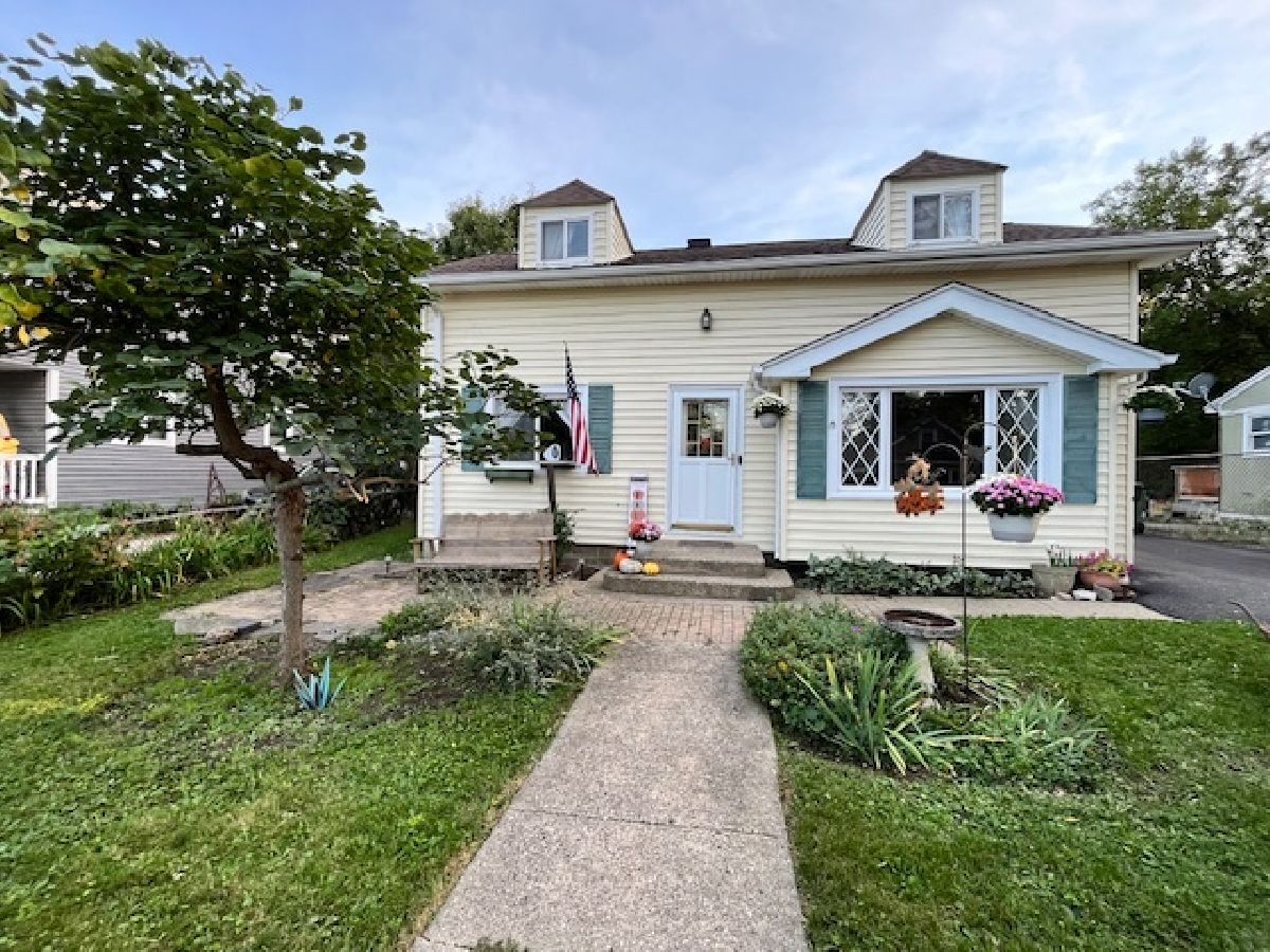  Sold Antioch Illinois, 26585 Maple