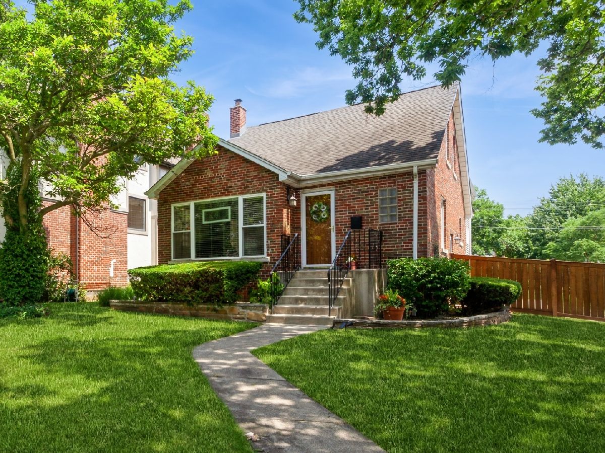 For Sale Western Springs Illinois, 4645 Grand Avenue