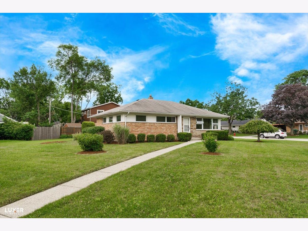  Rented Northbrook Illinois, 1032 Whitfield