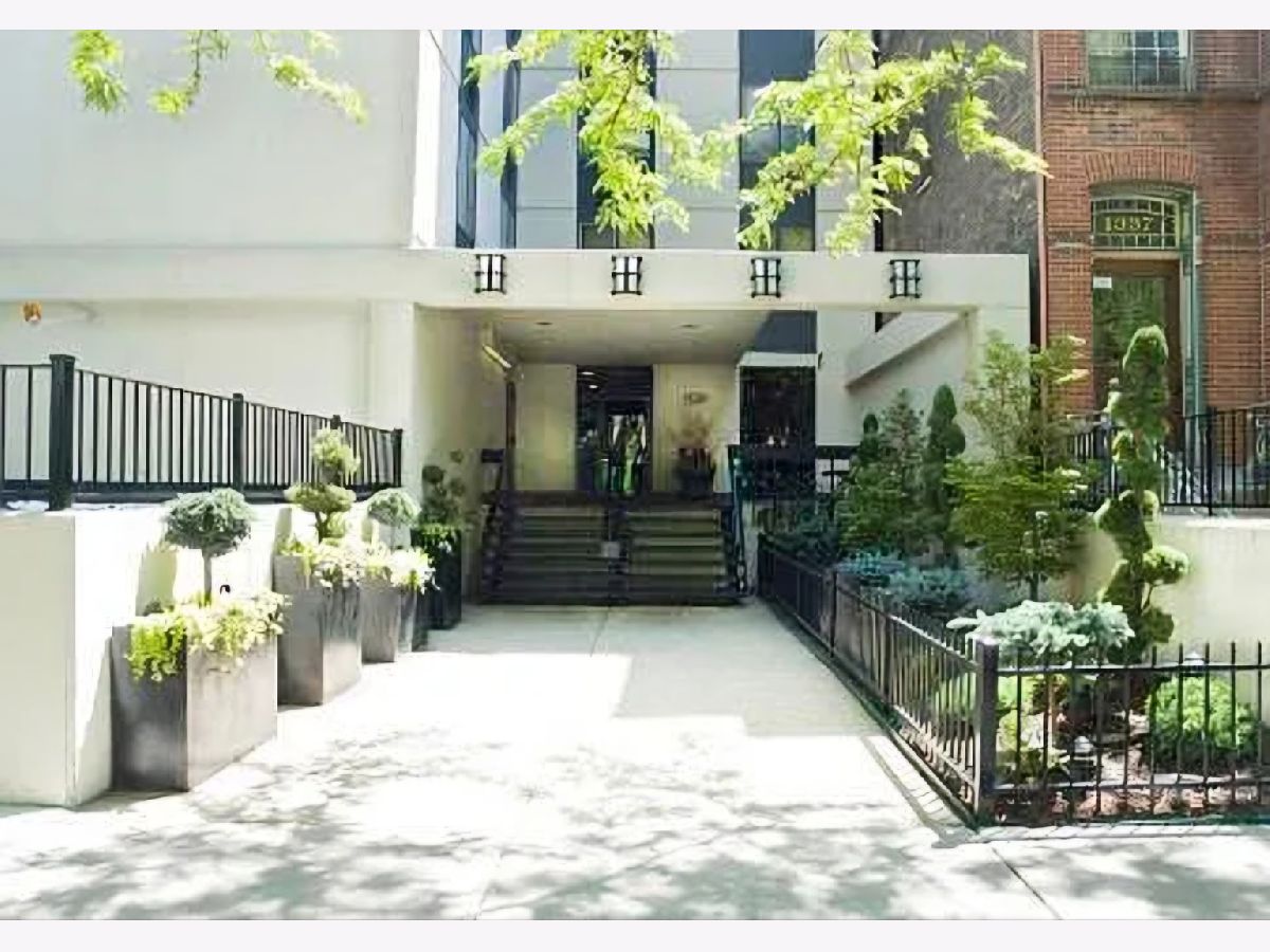  Sold Chicago Illinois, 1339 Dearborn