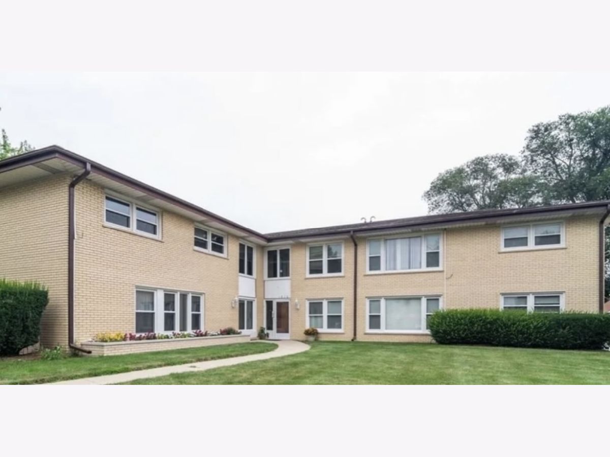  Rented Arlington Heights Illinois