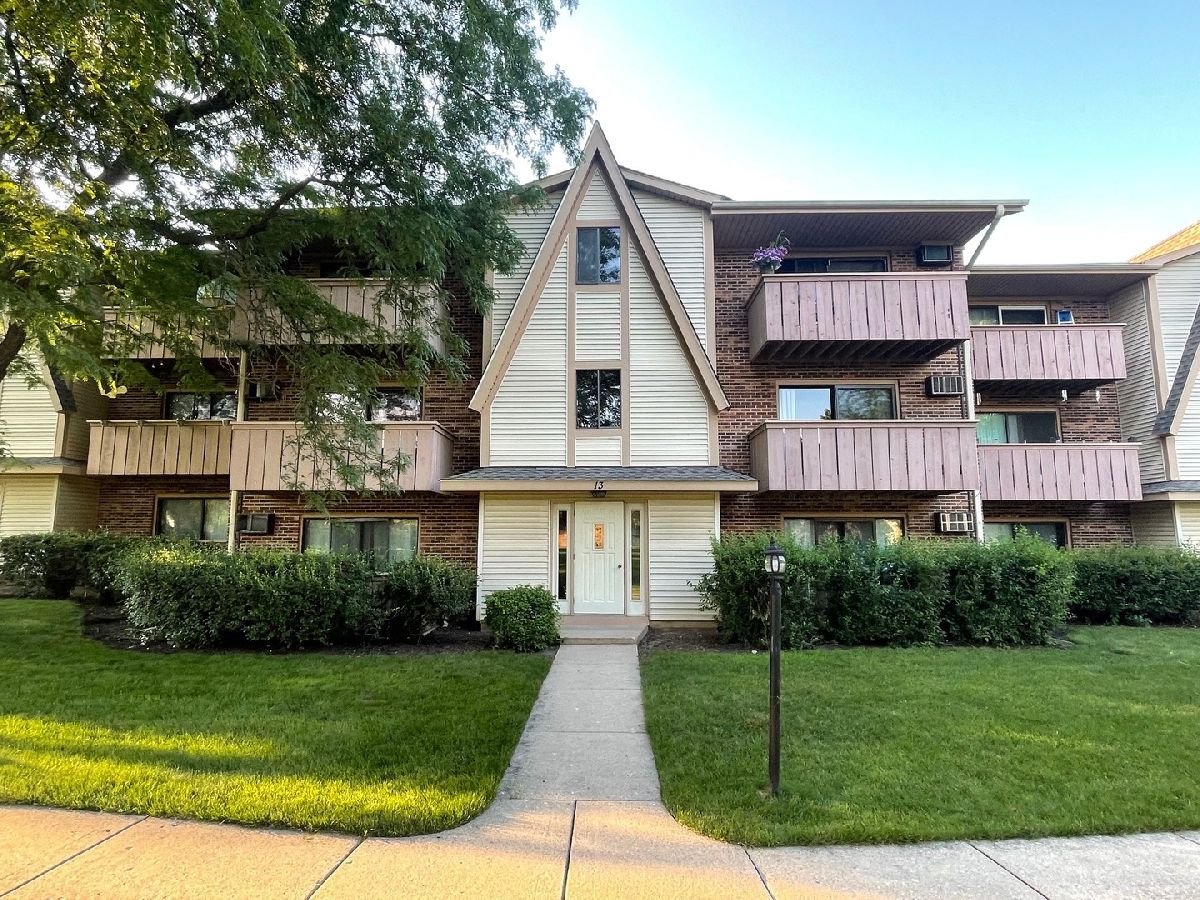 Townhomes & Condos & Homes For Rent New Century Town Vernon Hills Illinois, 13 Echo