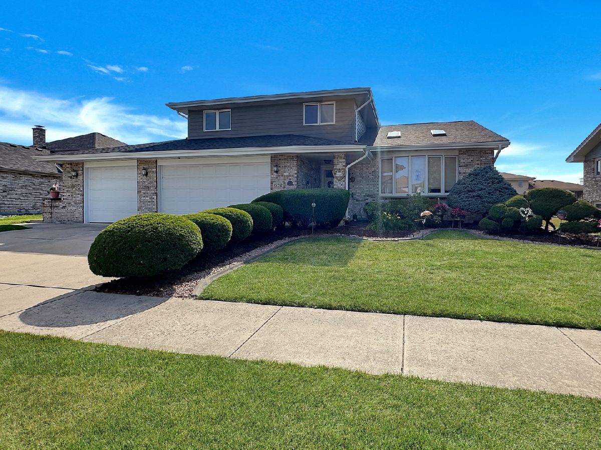 Homes For Sale Tinley Meadows Tinley Park Illinois, 16212 Hamilton Avenue