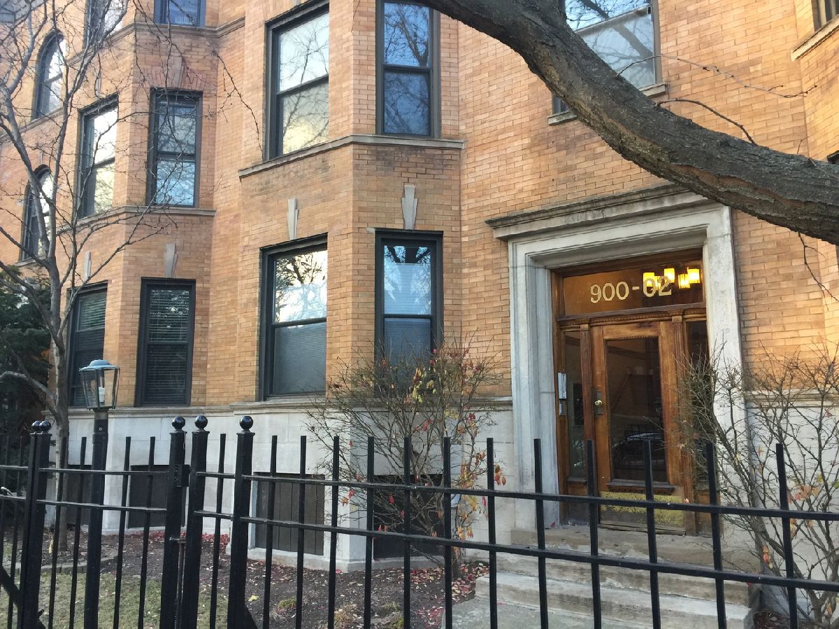  Rented Chicago Illinois, 902 Grace