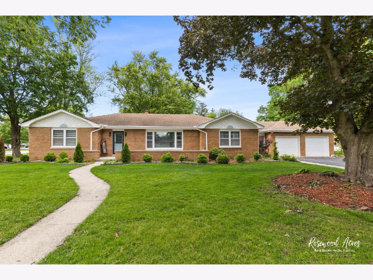  Sold Momence Illinois, 528 Washington