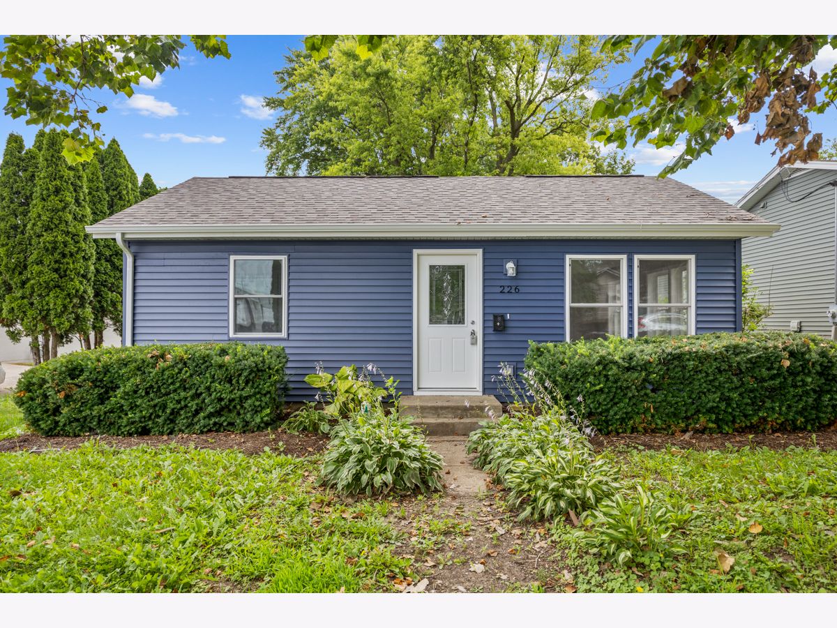  For Sale Genoa Illinois, 226 Stiles Street