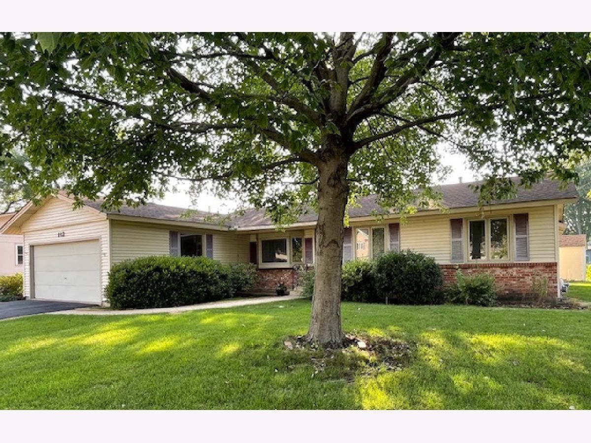  Rented Elk Grove Village Illinois, 112 Braemar