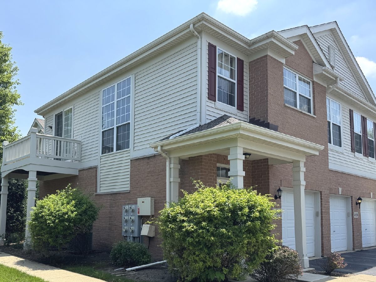  Rented Mchenry Illinois, 4220 Savoy