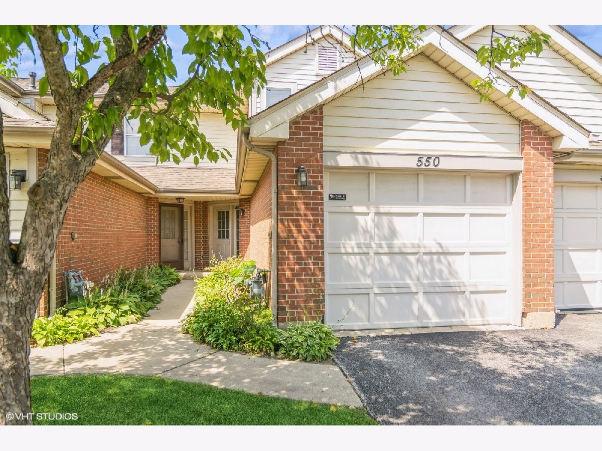  Sold Arlington Heights Illinois, 550 Windgate