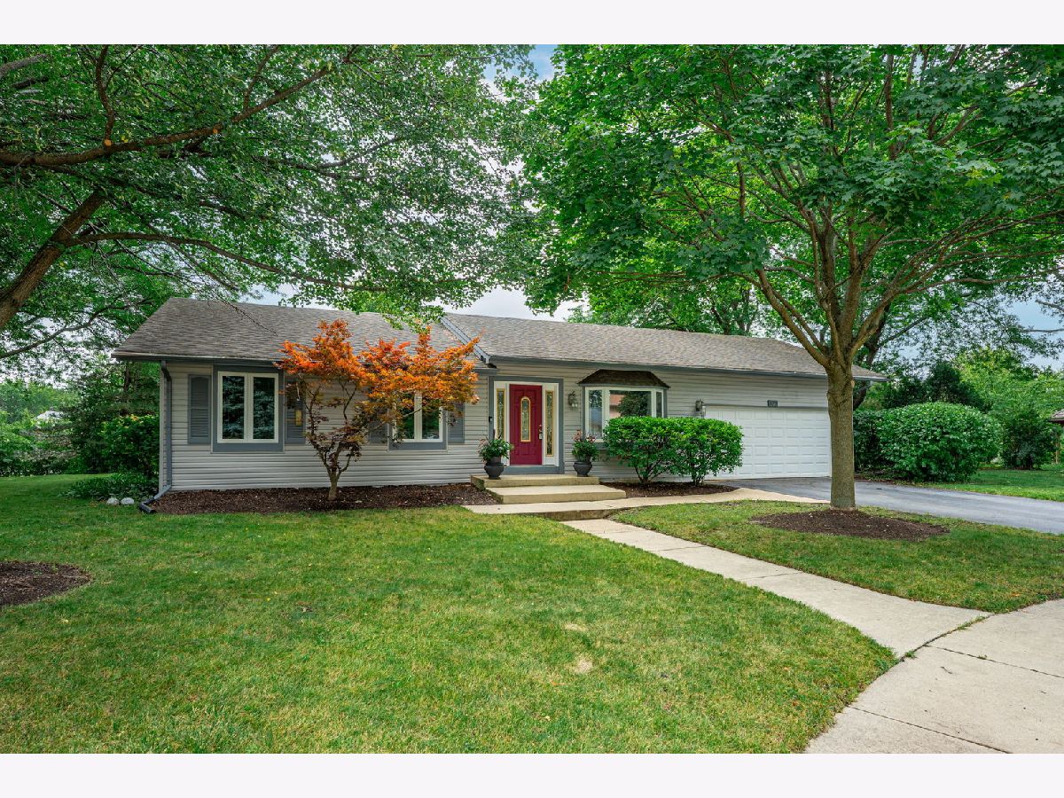  Sold Bartlett Illinois, 823 Anchor