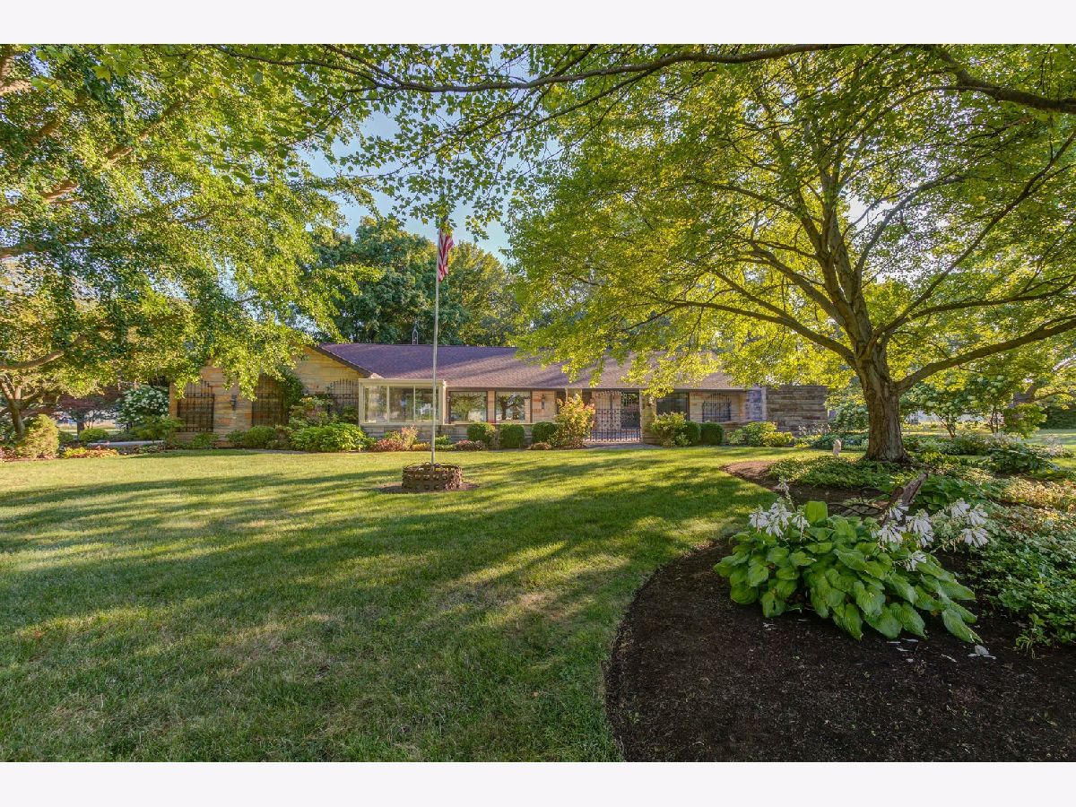  For Sale Tuscola Illinois, 1005 Egyptian Trail