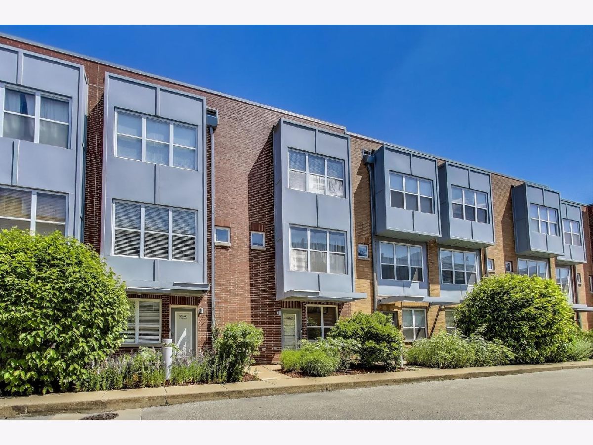  Sold Chicago Illinois, 3209 Drake