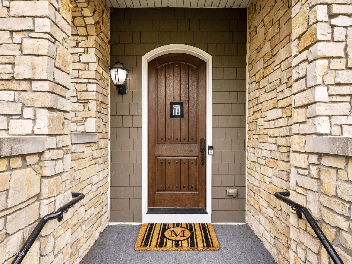 Condos & Townhomes Sold Hamptons Of Hinsdale Hinsdale Illinois, 63 Kennedy