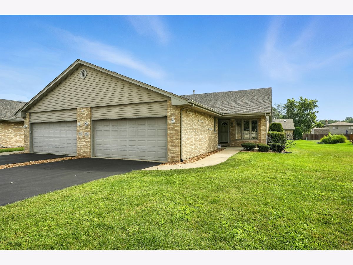  For Sale Crestwood Illinois, 14145 Kedvale Avenue