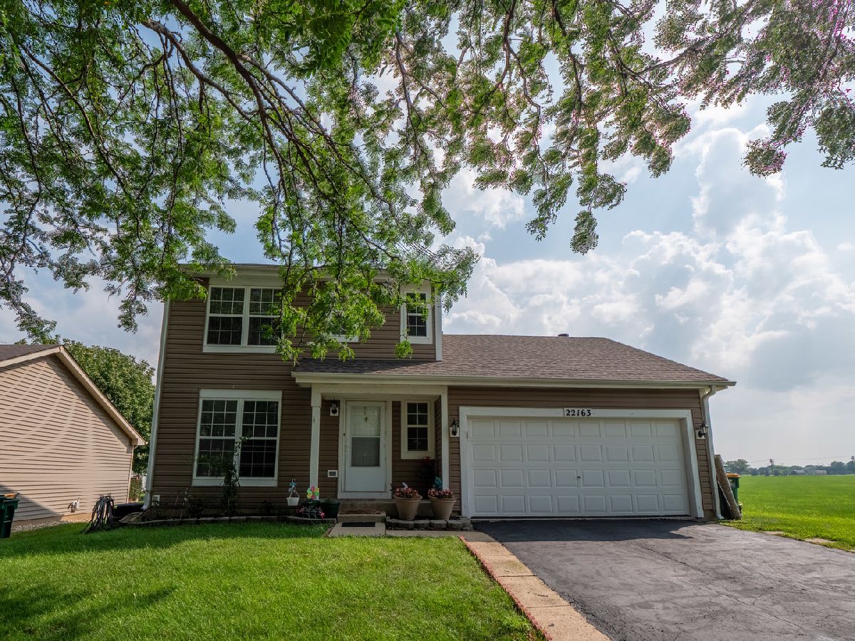 Homes & Townhomes Sold Lakewood Falls Plainfield Illinois, 22163 Plymouth