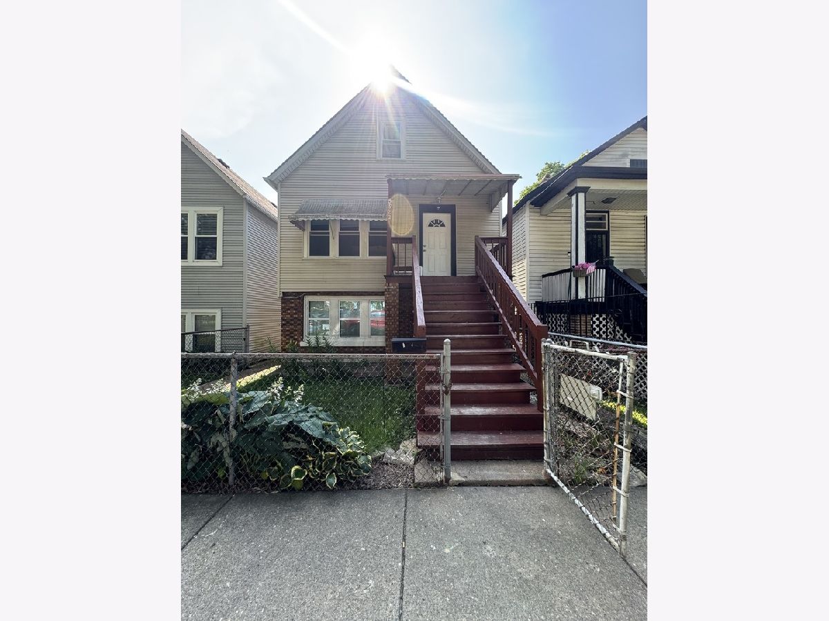 Rented Chicago Illinois, 5328 May