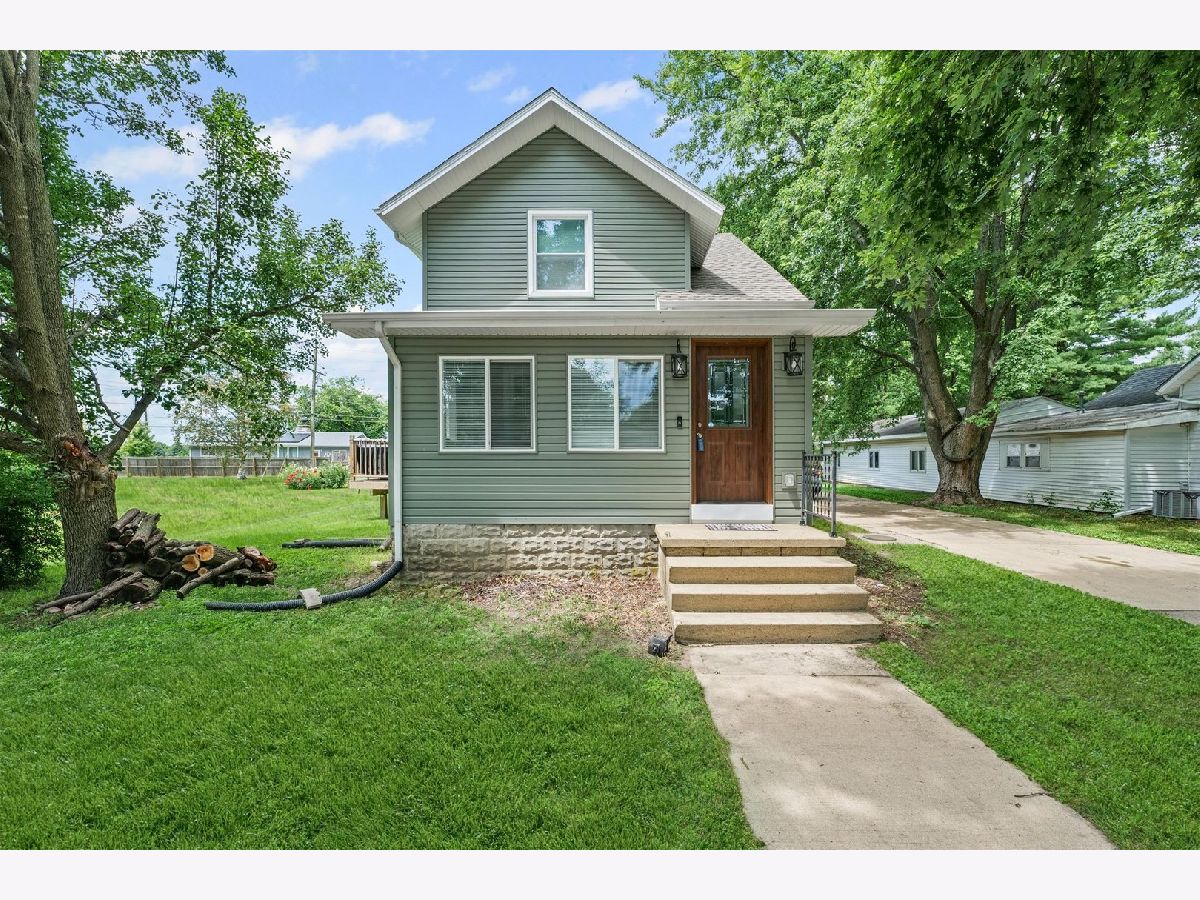  For Sale Pesotum Illinois, 209 Chestnut Street