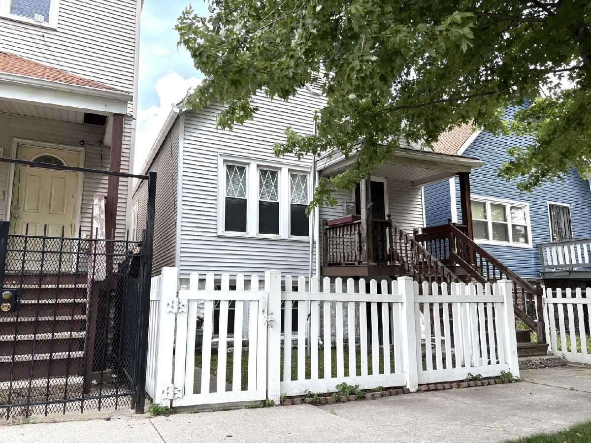 Homes & Condos & Townhomes Sold Canaryville Chicago Illinois, 734 48th