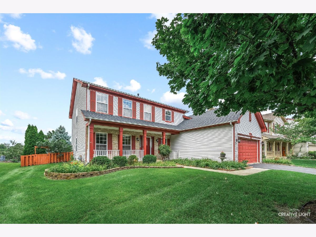 Homes & Townhomes & Condos Sold Lakewood Valley Aurora Illinois, 2530 Biltmore