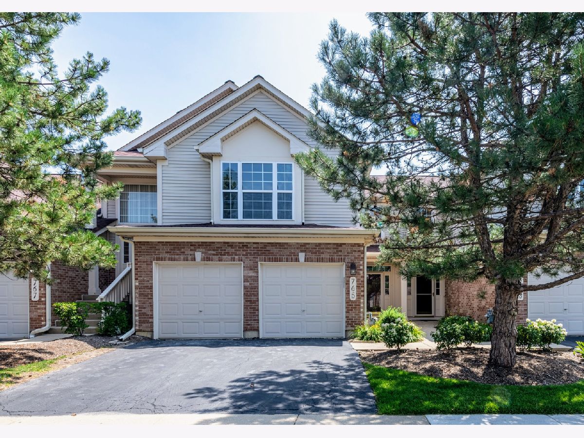 Townhomes Sold Brookstone Schaumburg Illinois, 765 Stonewall