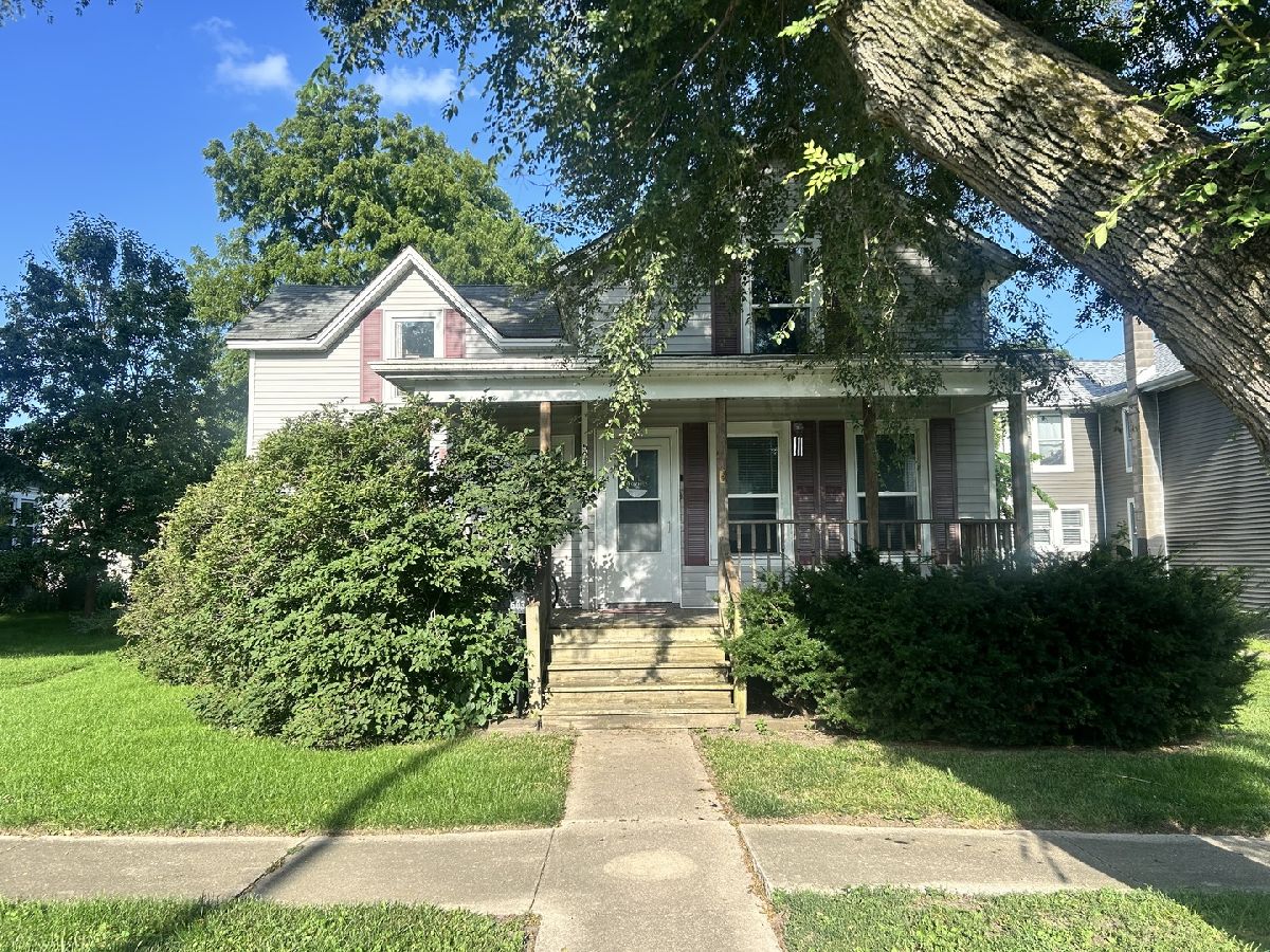  For Sale Mendota Illinois, 503 11th Avenue