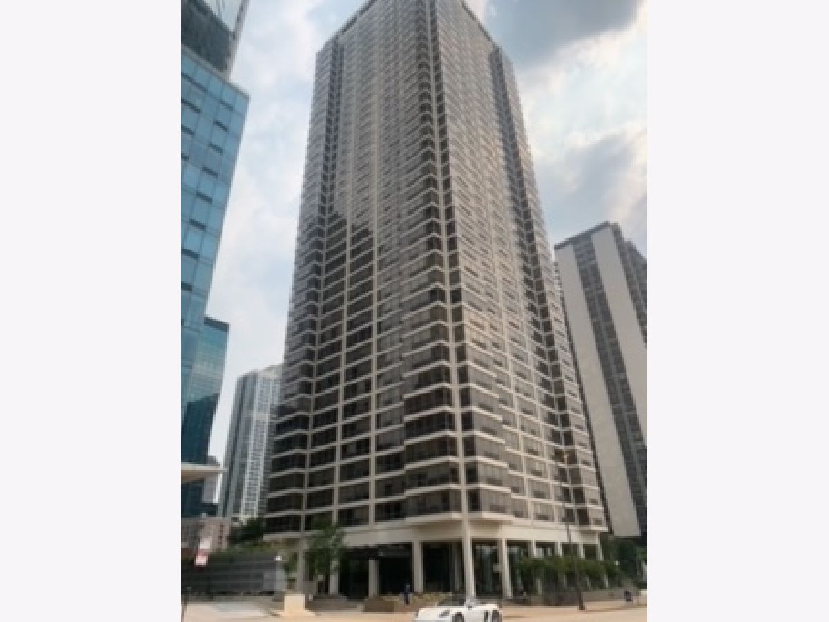 Condominiums Rented Buckingham Residences Chicago Illinois, 360 Randolph