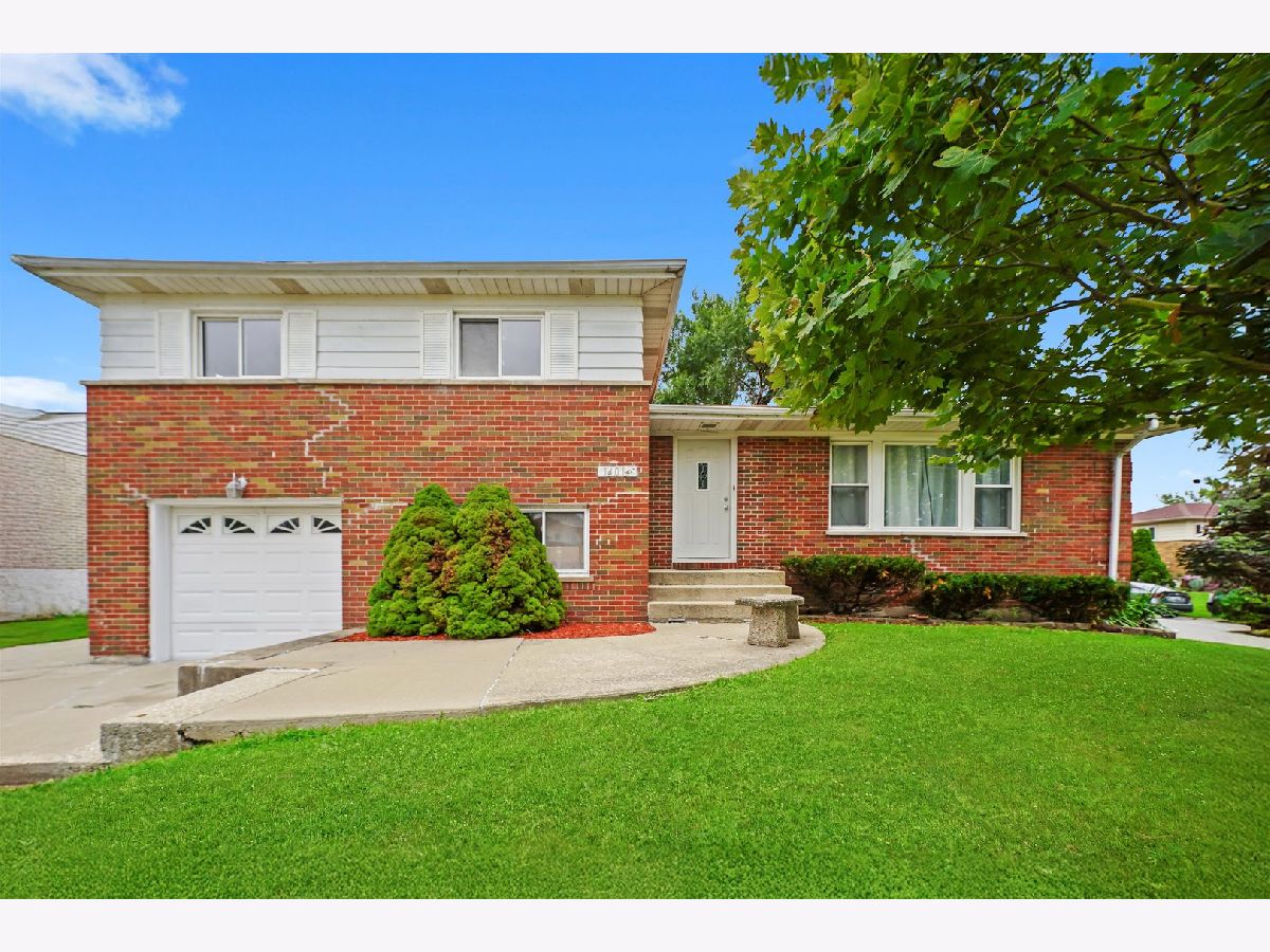  For Sale Melrose Park Illinois, 1401 5th Avenue