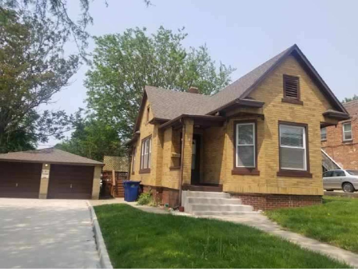  Rented Lasalle Illinois, 653 Chartres