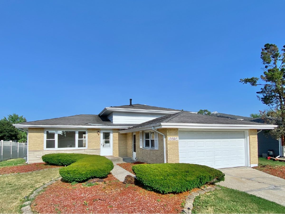  For Sale Lynwood Illinois, 19805 Crescent Avenue