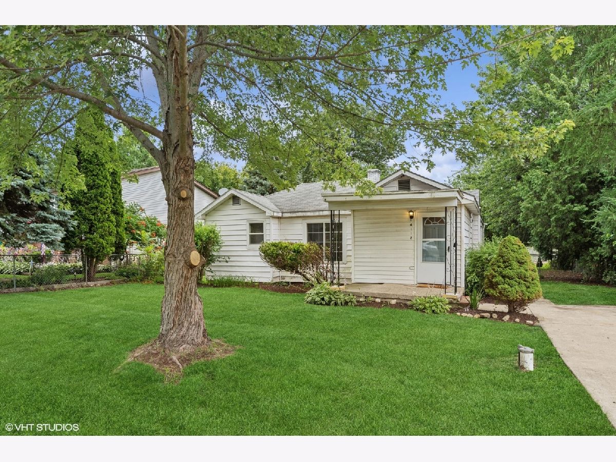  Sold Cary Illinois, 6112 Hillcrest
