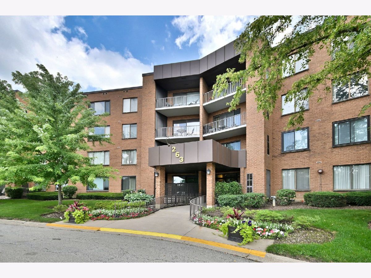 Condominiums Sold Willow Creek Palatine Illinois, 263 Clubhouse